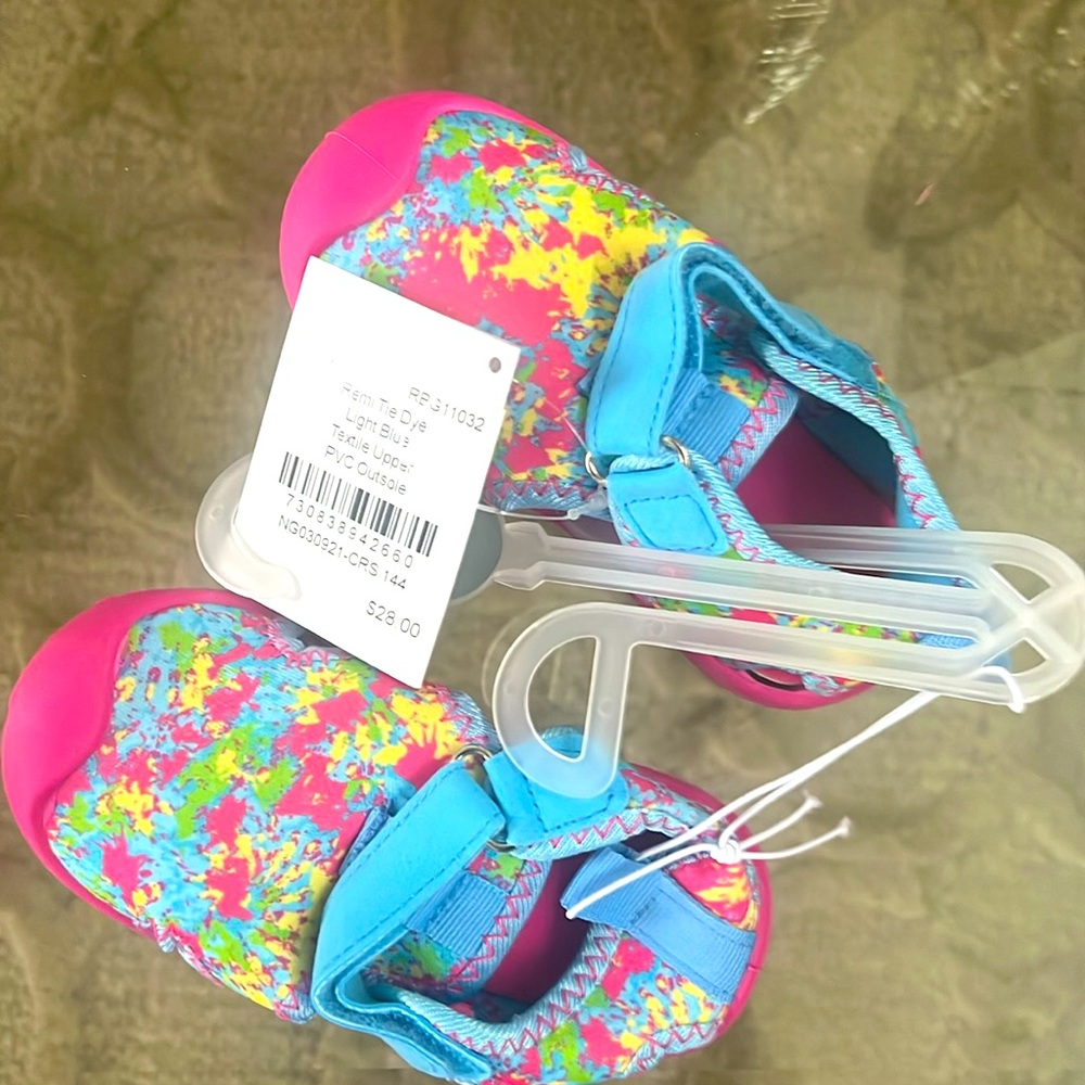 BRAND NEW ROBEEZ WATER SHOES